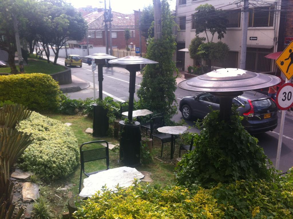 6 Suites Hotel โบโกตา ภายนอก รูปภาพ