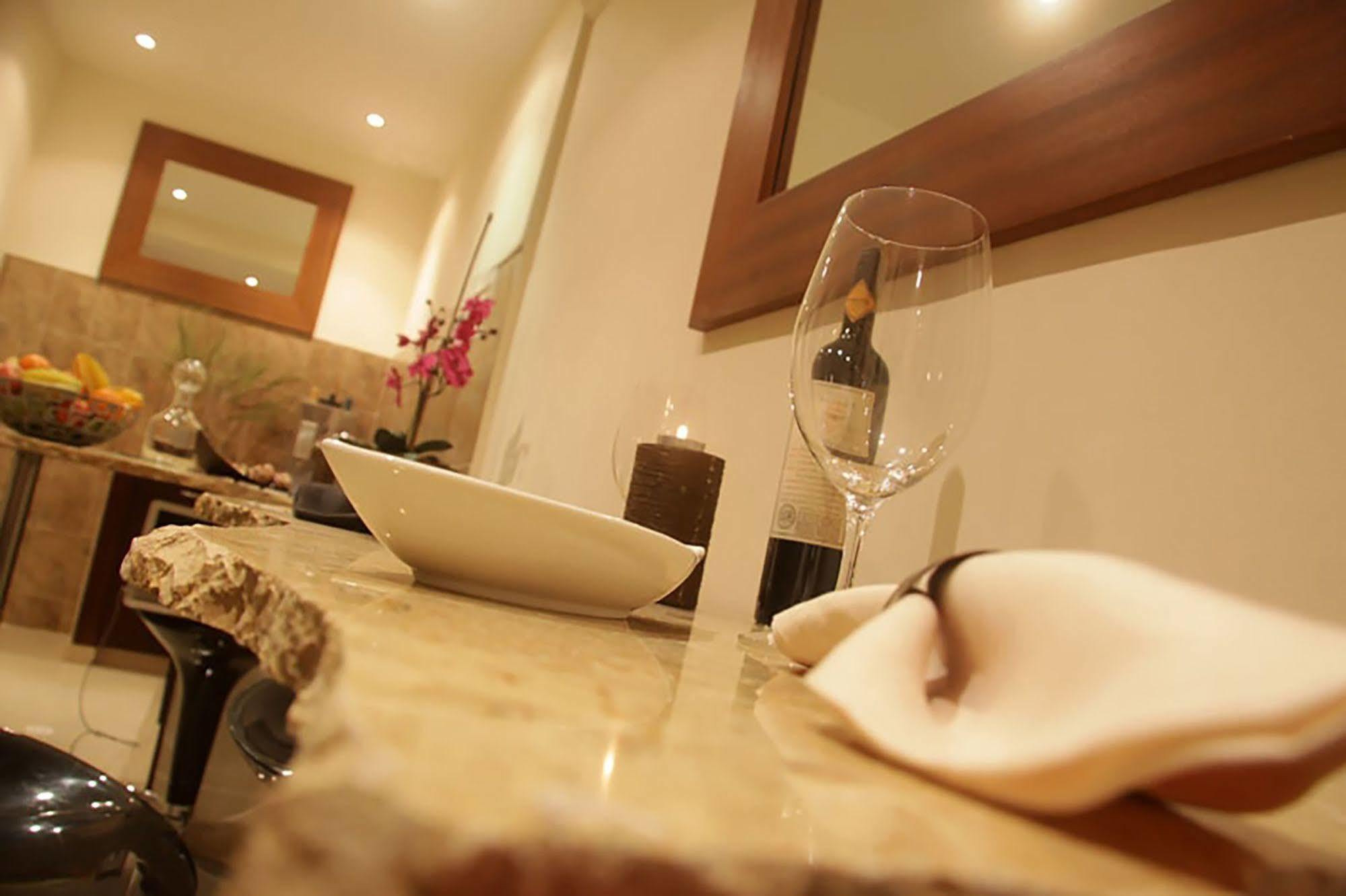 6 Suites Hotel โบโกตา ภายนอก รูปภาพ