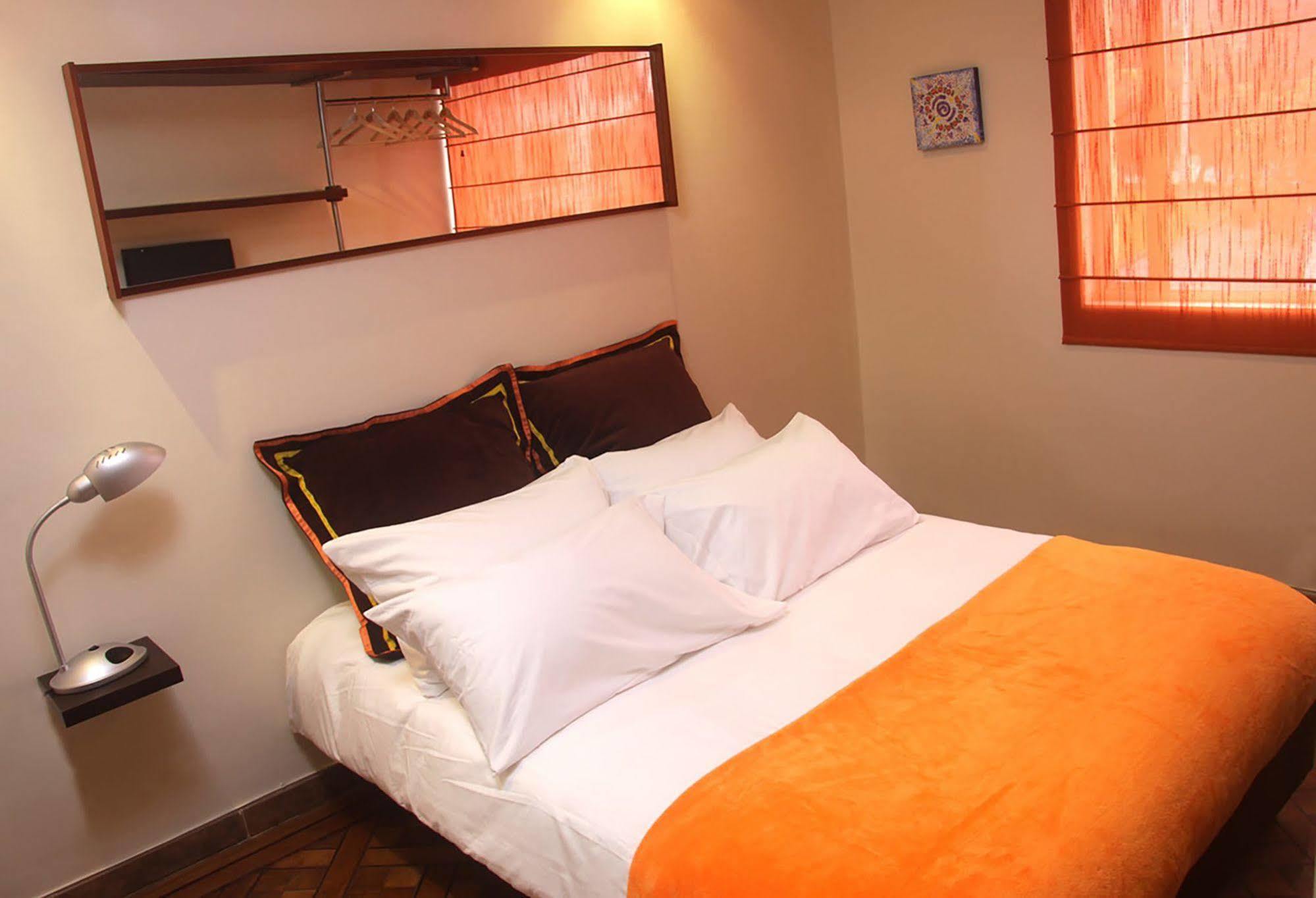 6 Suites Hotel โบโกตา ภายนอก รูปภาพ